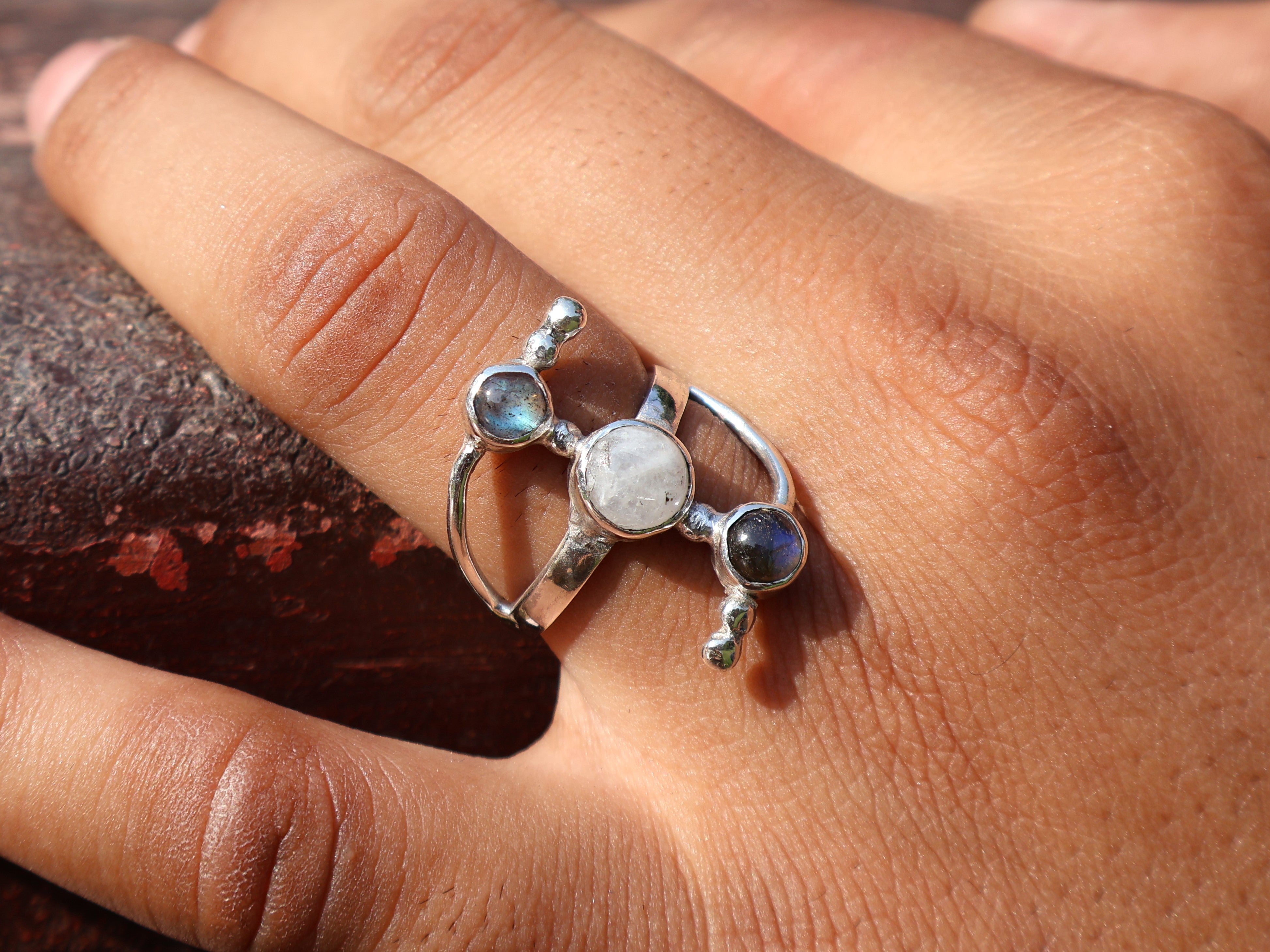 Labradorit und Regenbogen-Mondstein Ring 925 Sterling Silber Ring Handgefertigter Statement-Ring Doppelsteinring Geschenk für Sie