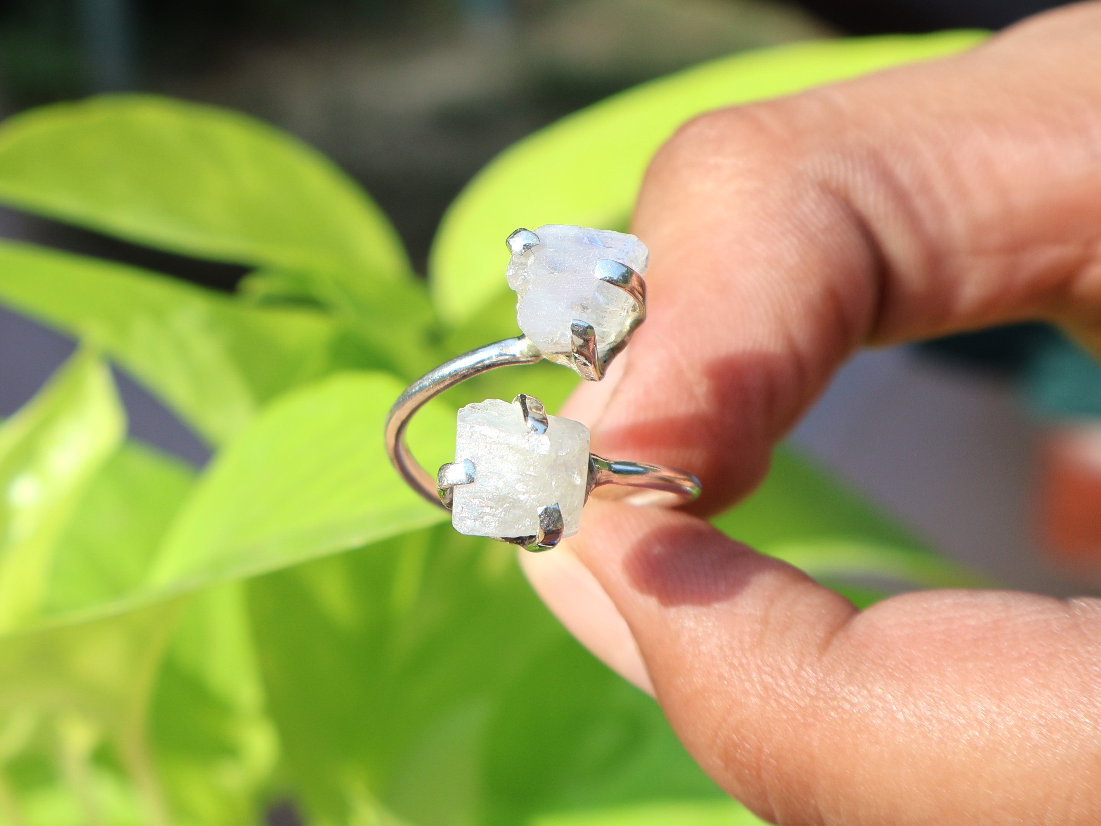 Unpolierter Regenbogenmondstein-Ring, 925er Sterlingsilber-Ring, Damenring, handgefertigter Silberring, Geschenk für sie