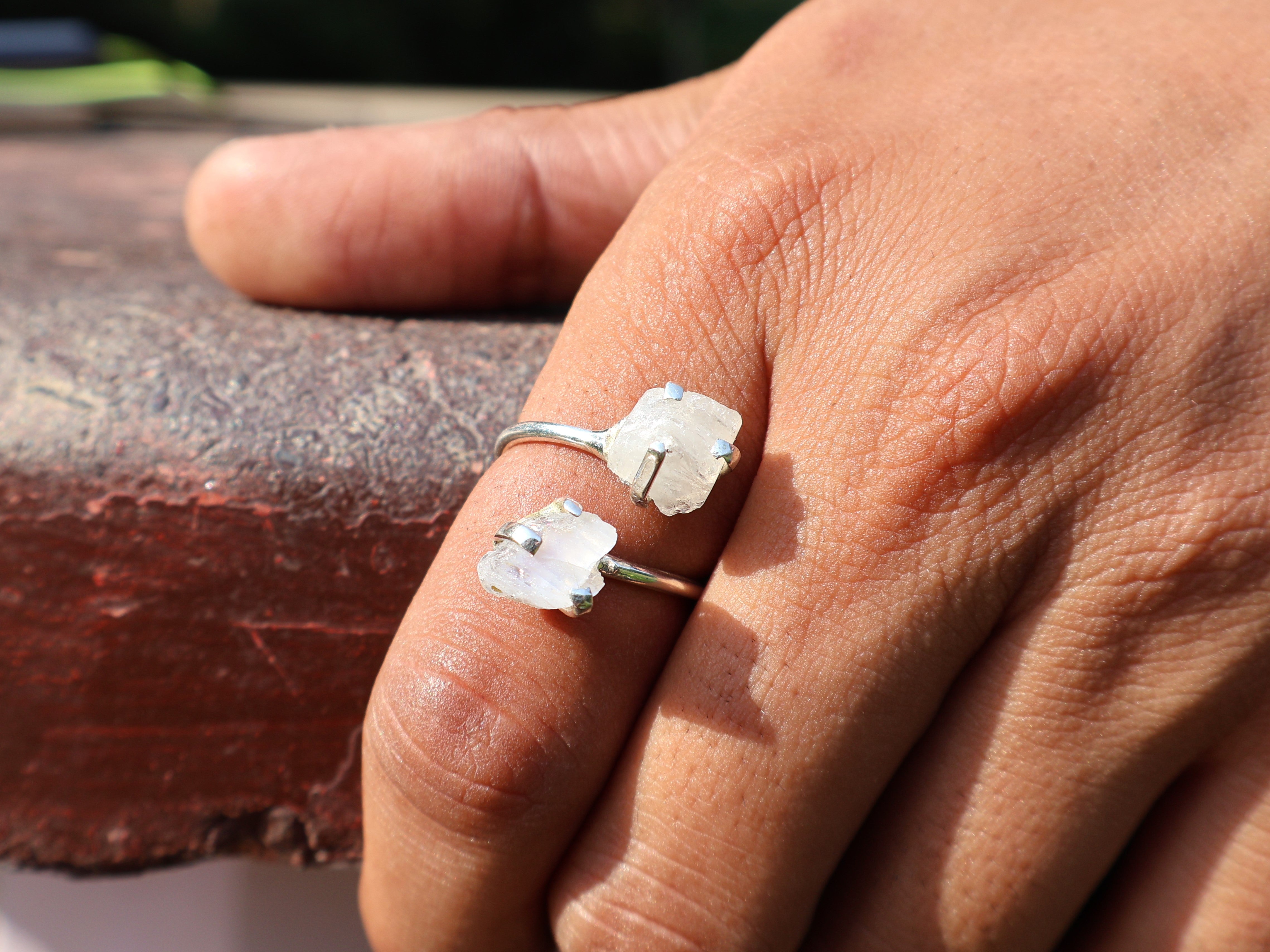 Unpolierter Regenbogenmondstein-Ring, 925er Sterlingsilber-Ring, Damenring, handgefertigter Silberring, Geschenk für sie