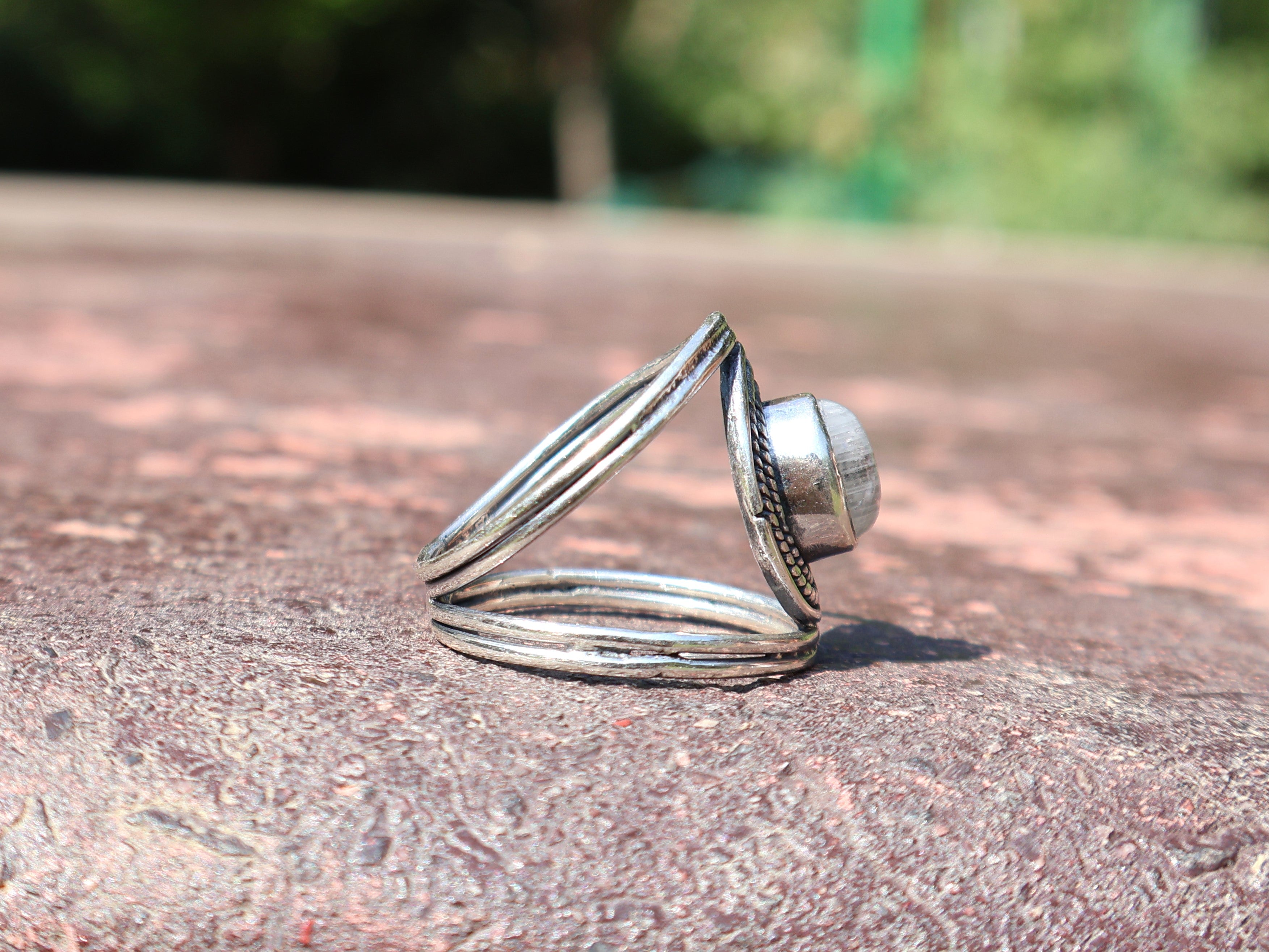 Regenbogen-Mondsteinring Handgefertigt 925 Sterling Silber Ovaler Mondstein Ring Geschenk Für Sie Boho Zierlicher Ring Geschenk Für Sie