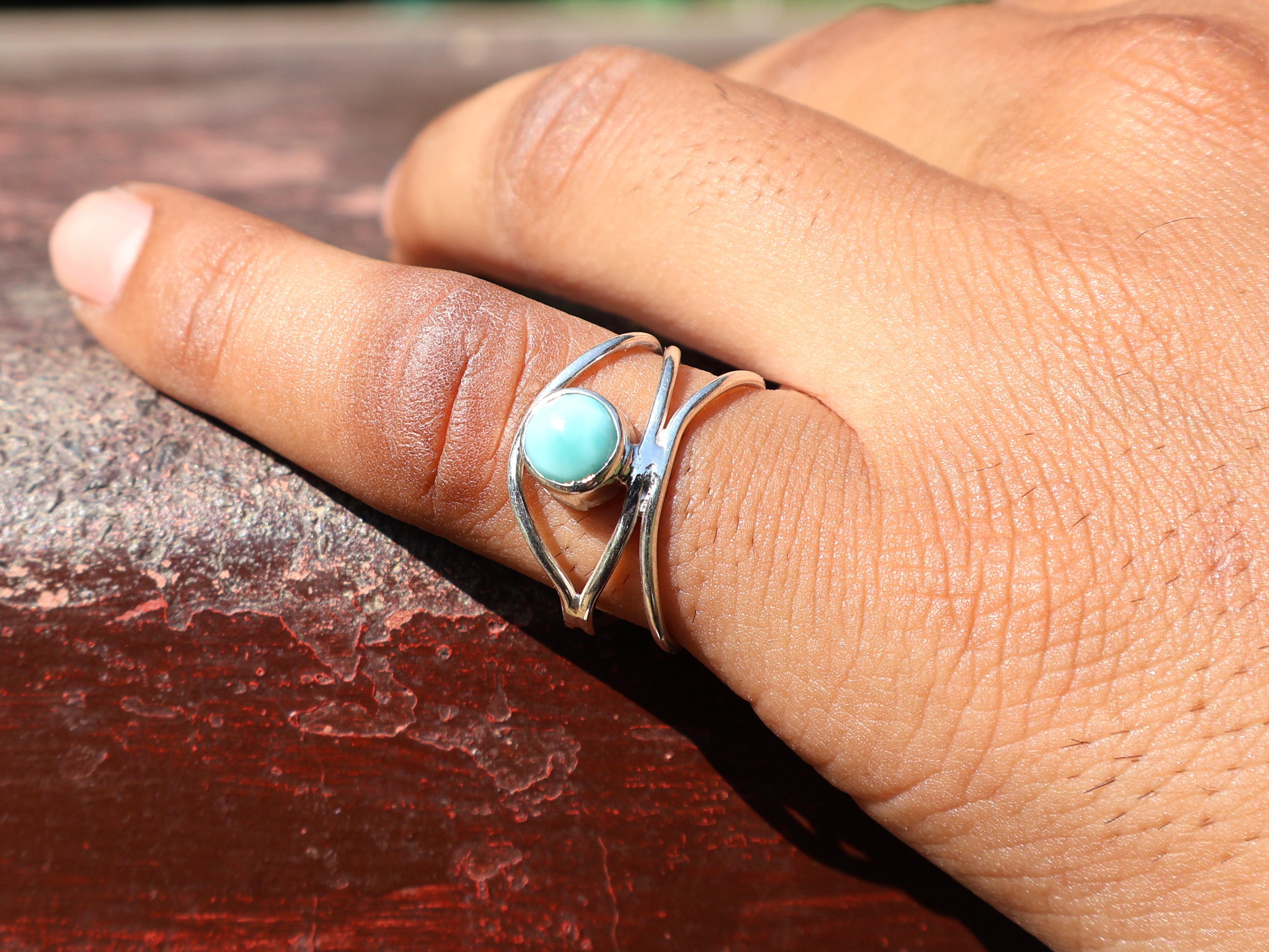 Natürlicher Larimar Ring 925 Silber Ring Zierlicher Larimar Ring Runder Larimar Edelstein Damenschmuck Geschenk für Sie Statement Ring