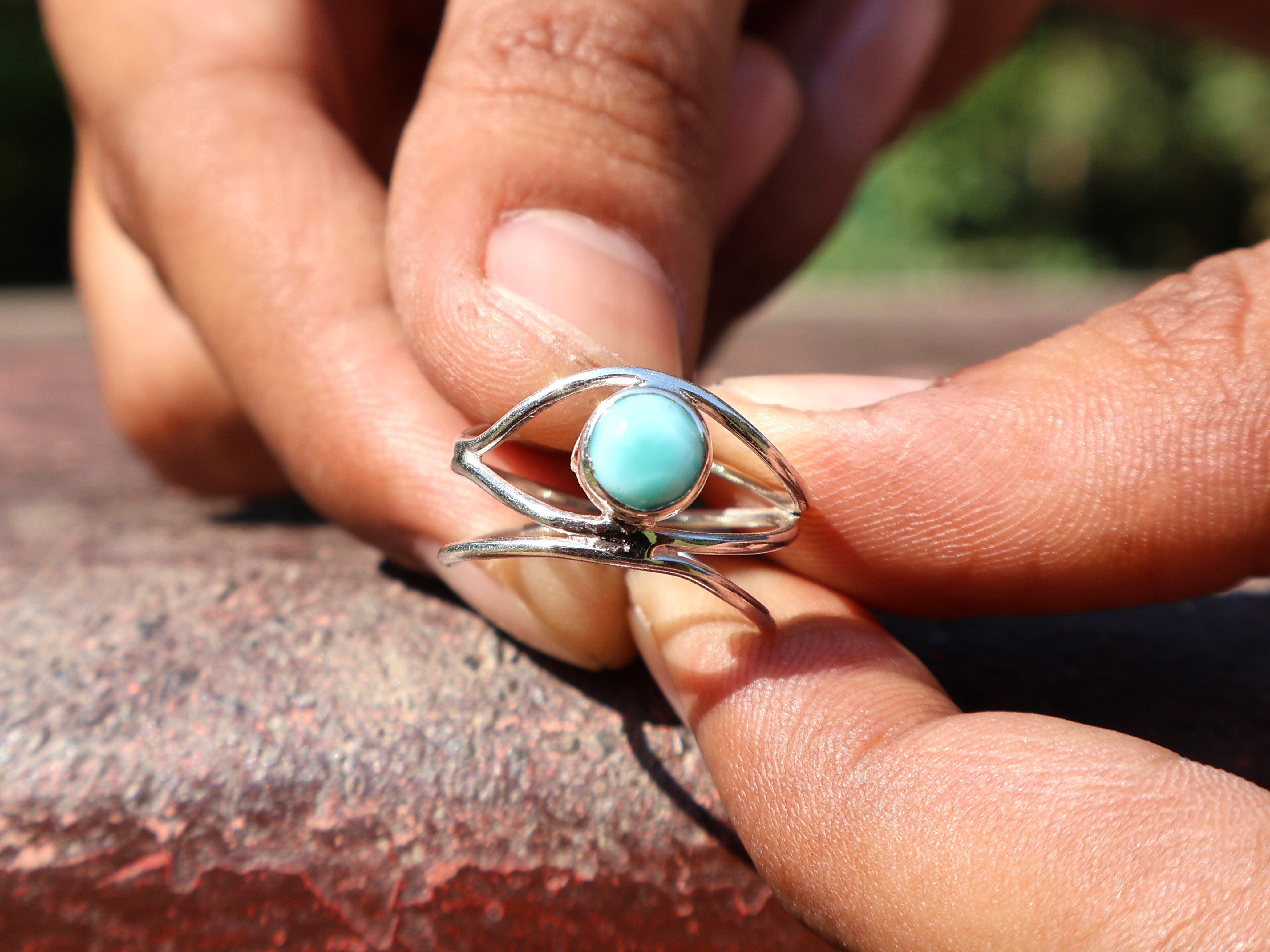 Natürlicher Larimar Ring 925 Silber Ring Zierlicher Larimar Ring Runder Larimar Edelstein Damenschmuck Geschenk für Sie Statement Ring