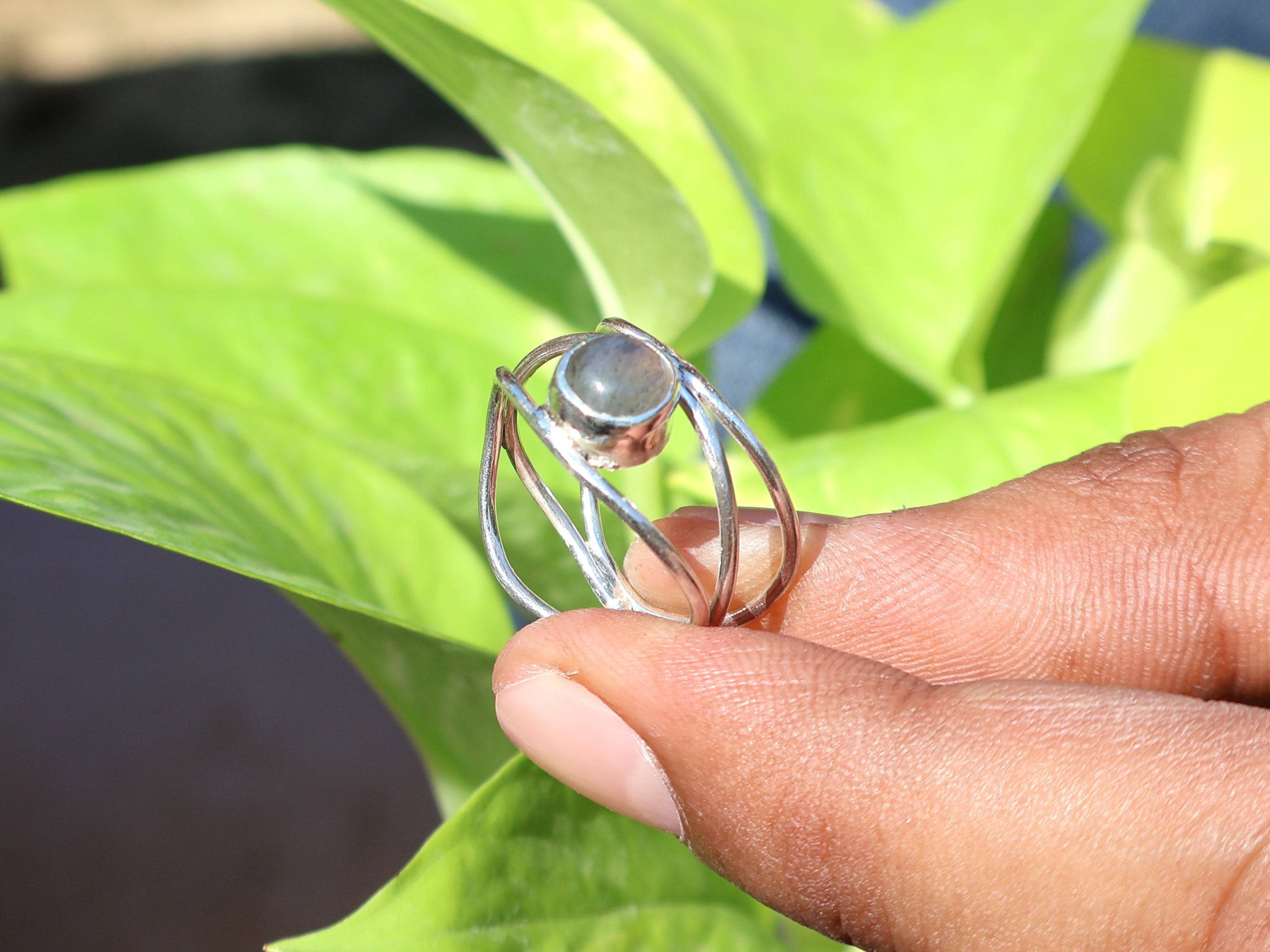 Natürlicher Labradorit Ring Sterlingsilber Ring 925 Edelstein Ring Handgemachter runder Labradorit Edelstein Ring Geschenk für sie