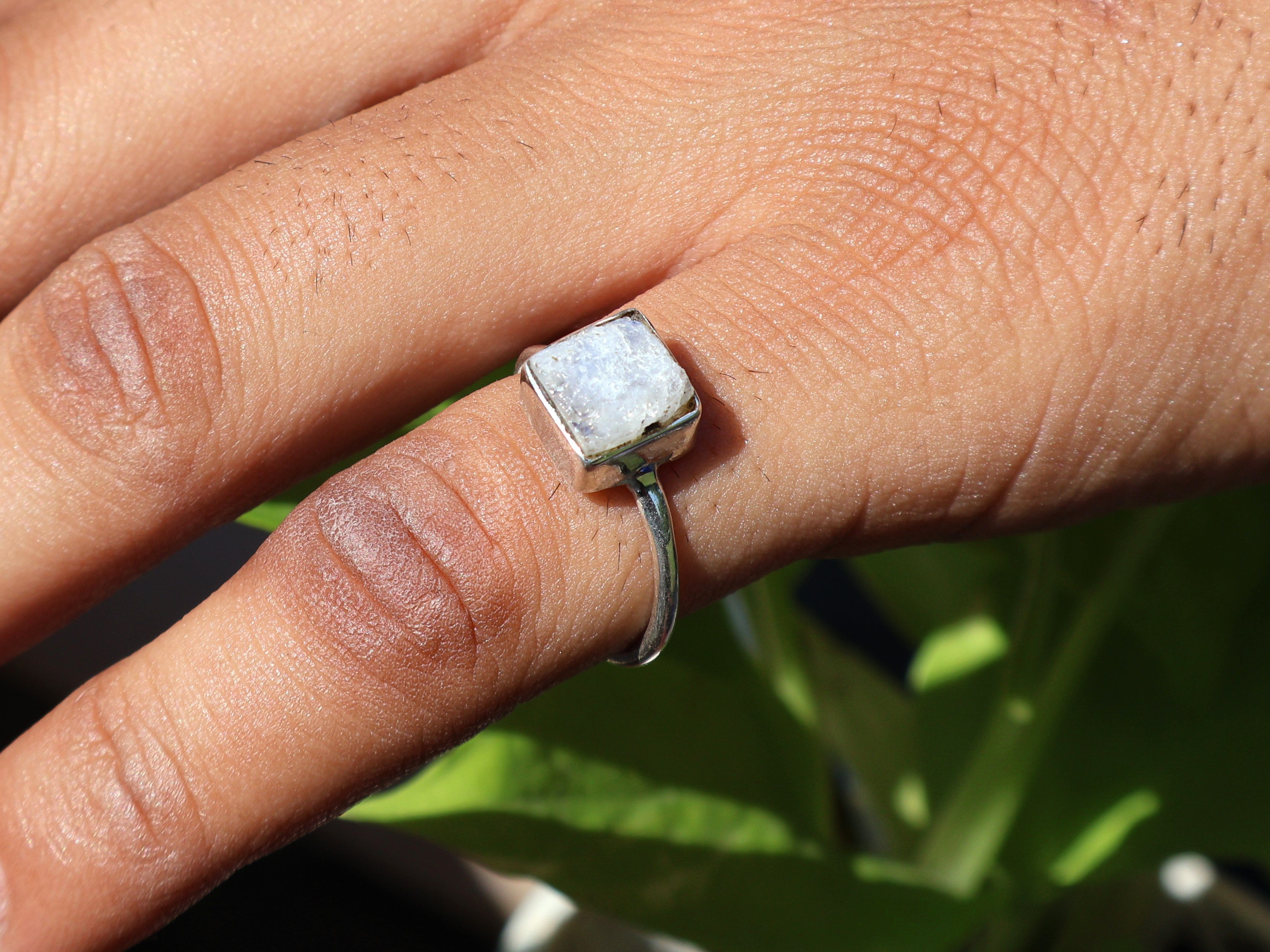 Echter Regenbogen-Mondsteinring Damen Ring Natürlicher Mondstein Stapelring Blauer Feuerring Geburtsstein Edelsteinring