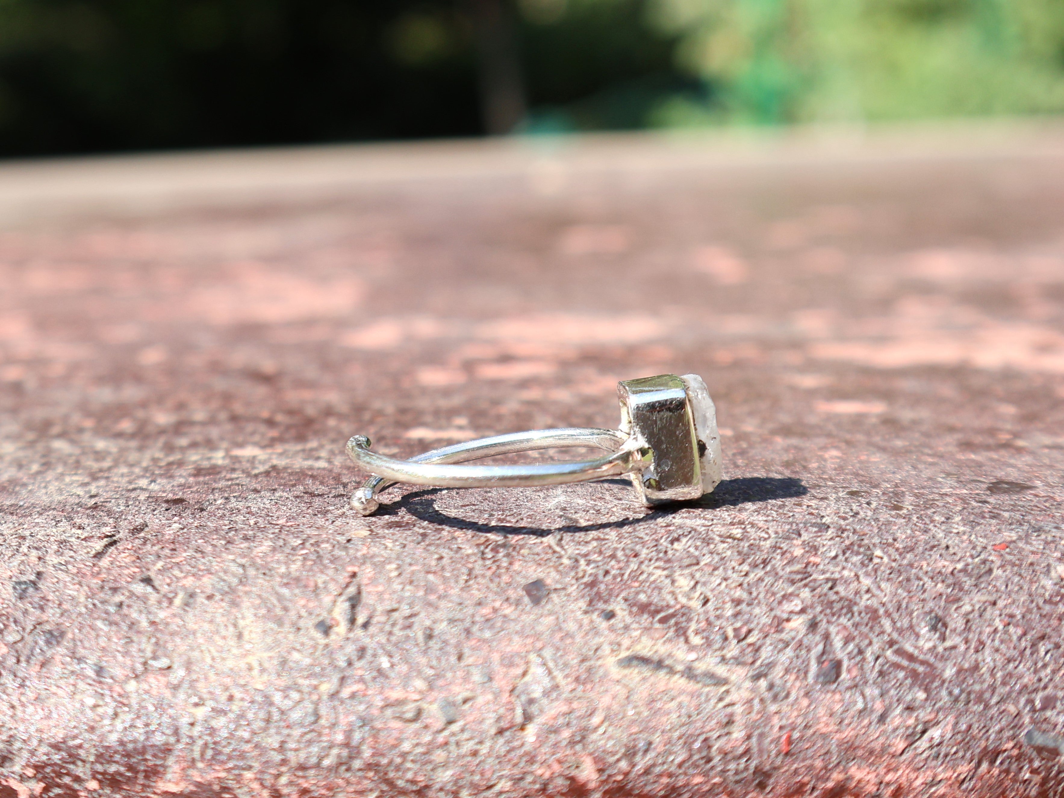 Echter Regenbogen-Mondsteinring Damen Ring Natürlicher Mondstein Stapelring Blauer Feuerring Geburtsstein Edelsteinring