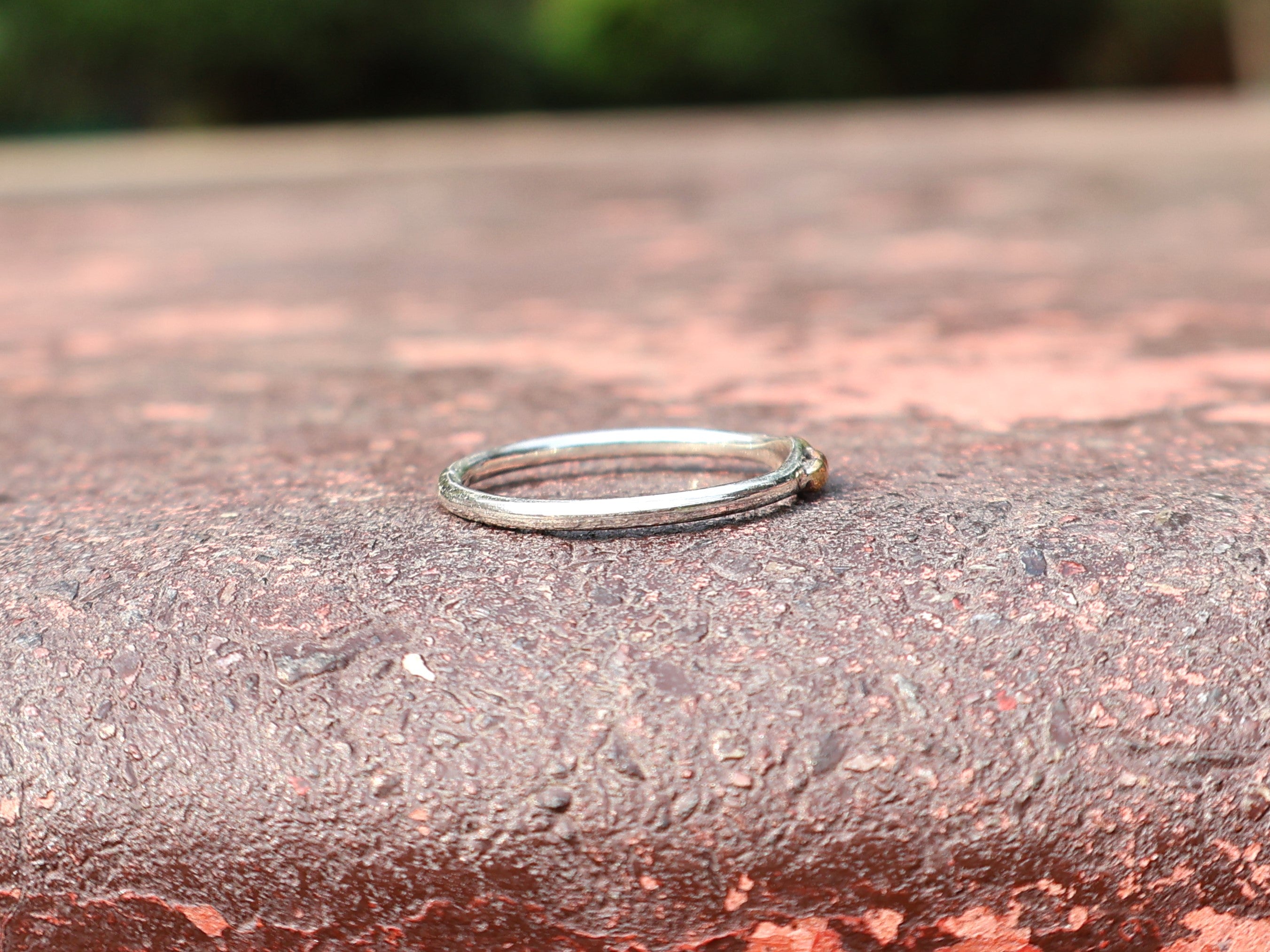Zilveren stippenring 925 zilveren ring handgemaakte stapelring bedelring fijne ring bohemien subtiele ring cadeau voor haar