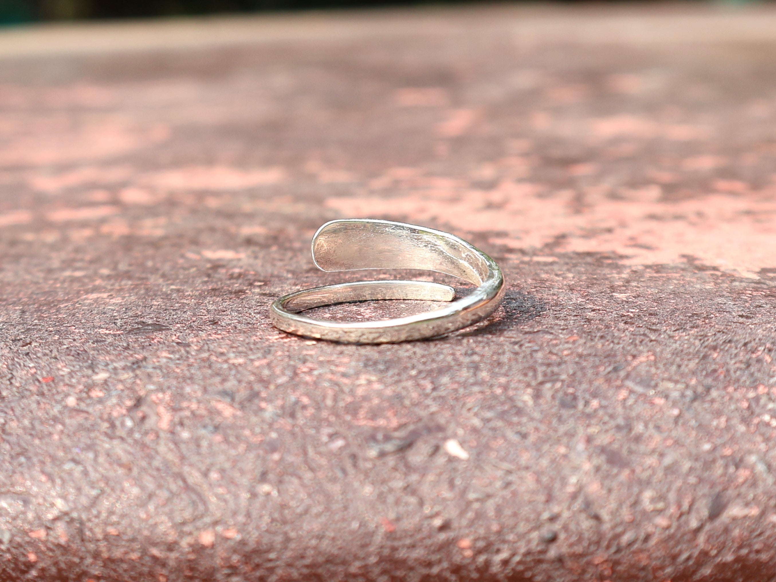 Handgefertigter Spiralring aus 925 Sterling Silber, Spiral-Schmuck, Damenring, einzigartiger Stapelring, Geschenk für Sie