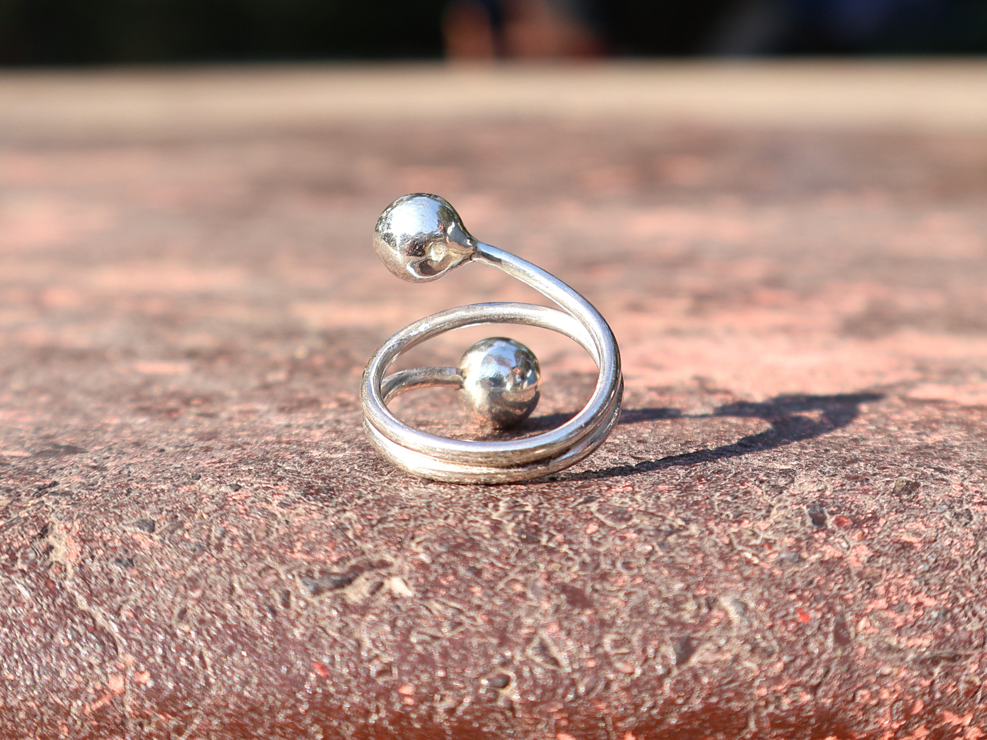 Doppel-Kugelring 925 Sterling Silber Ring mit runder Kugel Statement Ring Handgemachter Ring Geschenk für sie