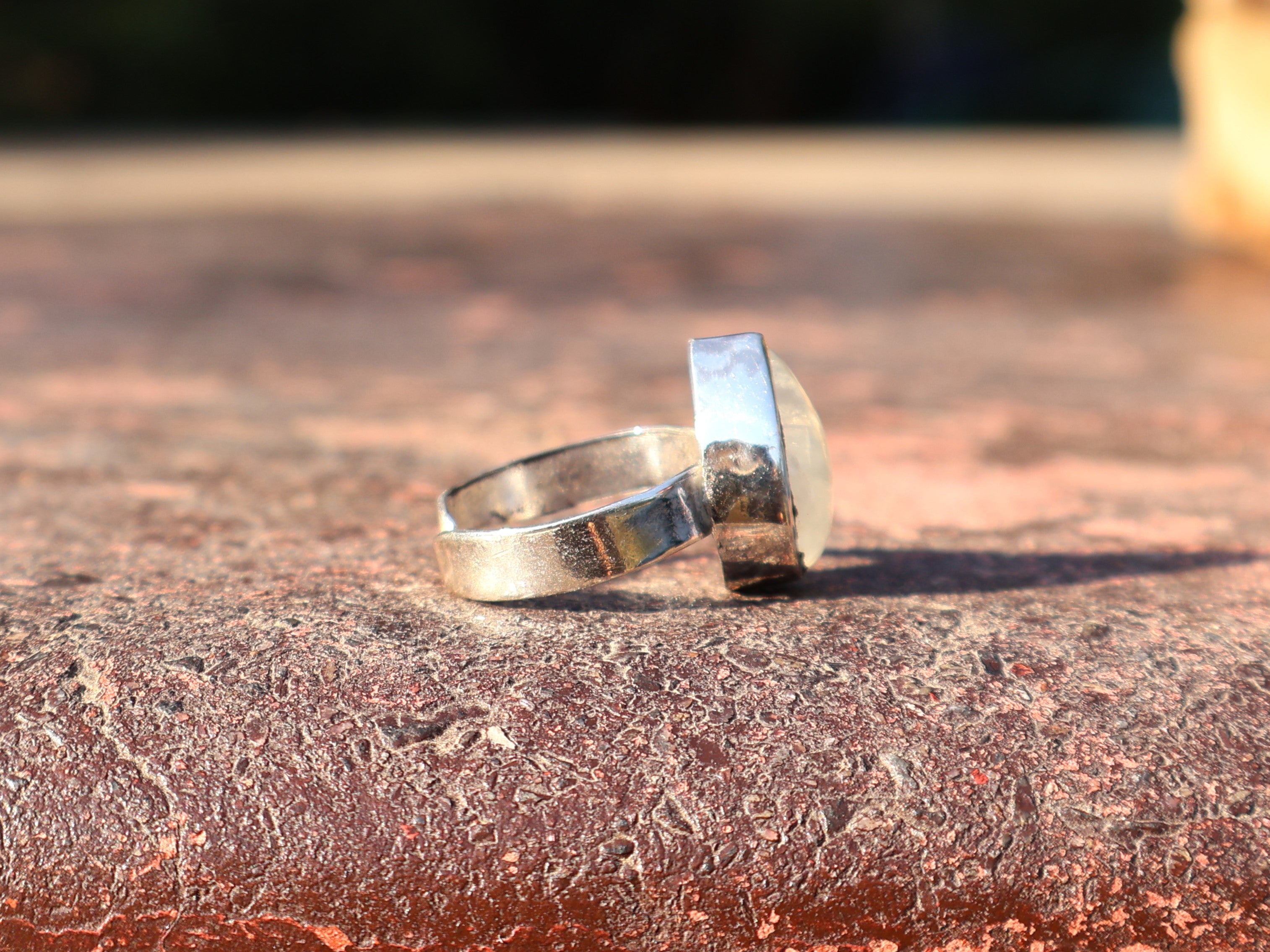 Regenbogen-Mondstein-Ring in Tropfenform, 925er Sterlingsilber, Damenring, handgefertigter Silberring, verstellbarer Ring, Geschenk für Sie