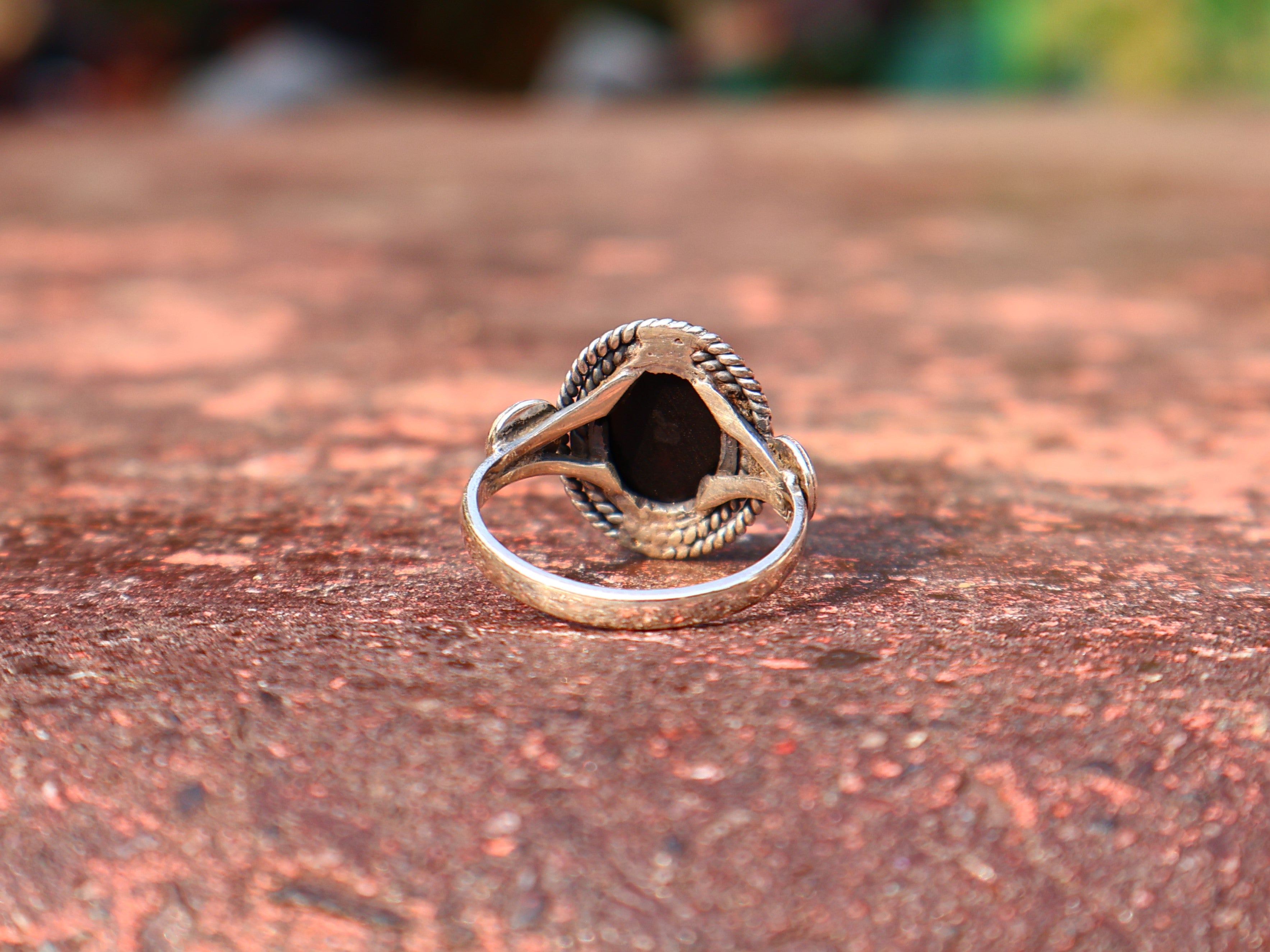 Schwarzer Onyx Ring 925 Sterling Silber Edelstein Ring Handgemachter Ovaler Onyx Cabochon Ring Zierlicher Ring Geschenk für Sie