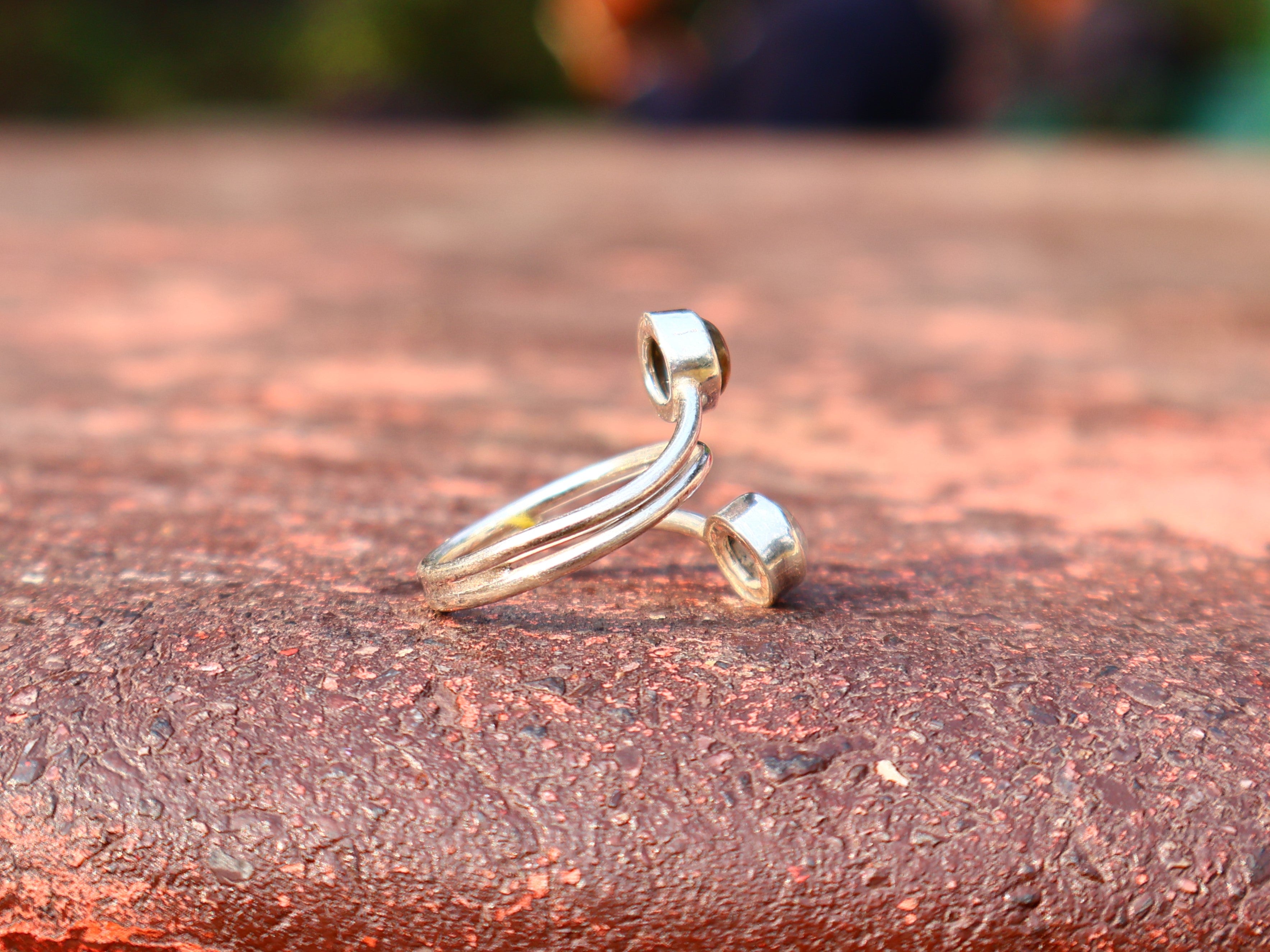 Mondstein- und Labradoritring 925 Silberring Verstellbarer handgefertigter Statement-Ring Zweistein-Ring Geschenk für sie