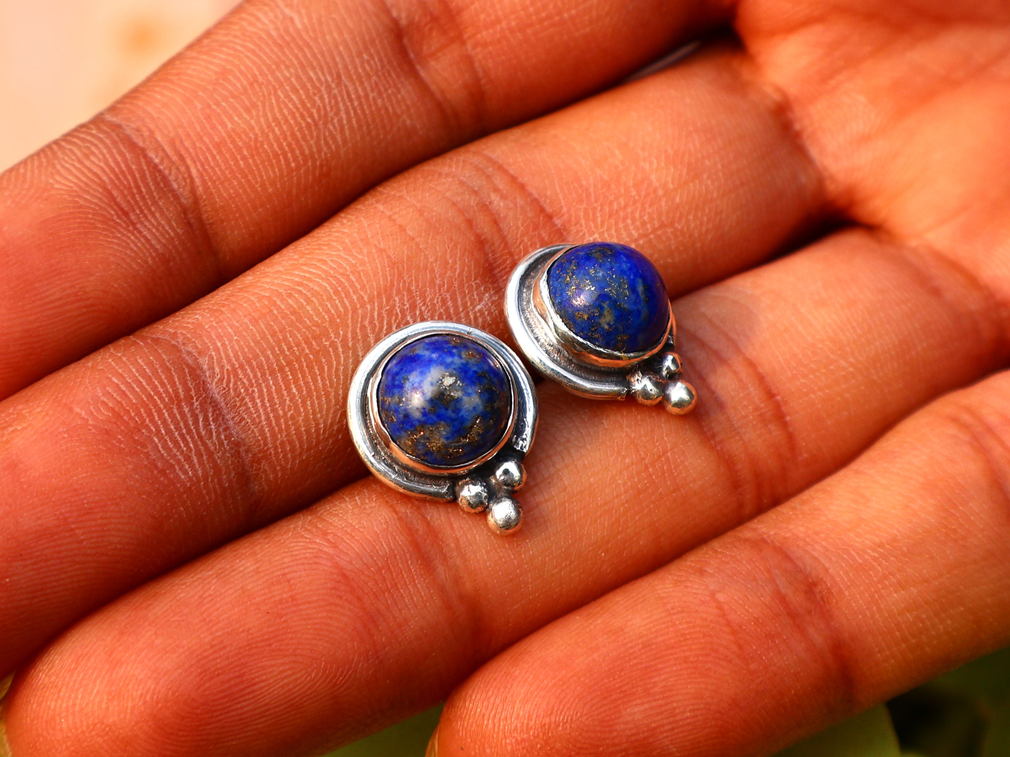Lapislazuli Ohrstecker 925 massives Sterlingsilber handgefertigte Ohrstecker Alltagsohrringe für Frauen Geschenk für Schwester