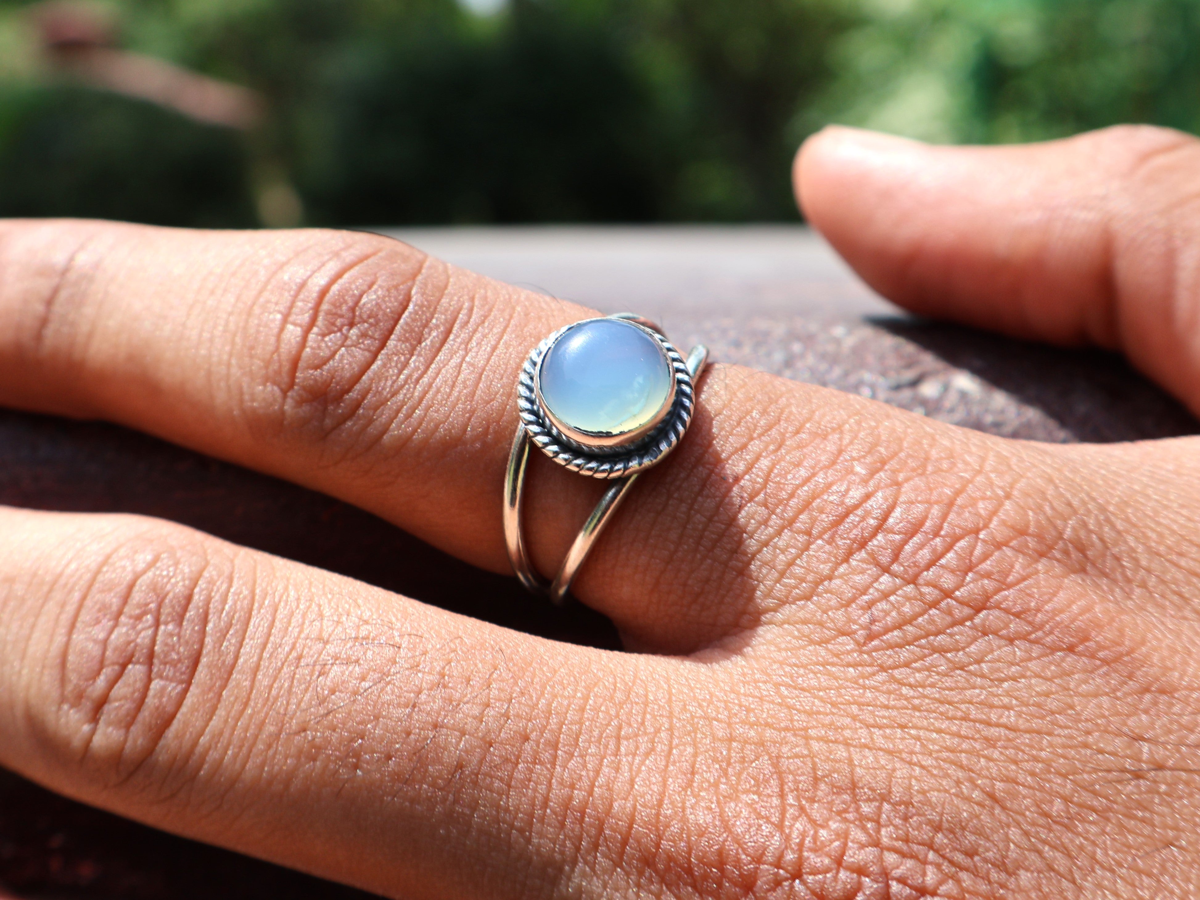 Aqua Chalcedon Ring 925 Sterling Silber Boho Ring März Geburtsstein Ring Blauer ovaler Edelstein Handgemachter Statement Silberring