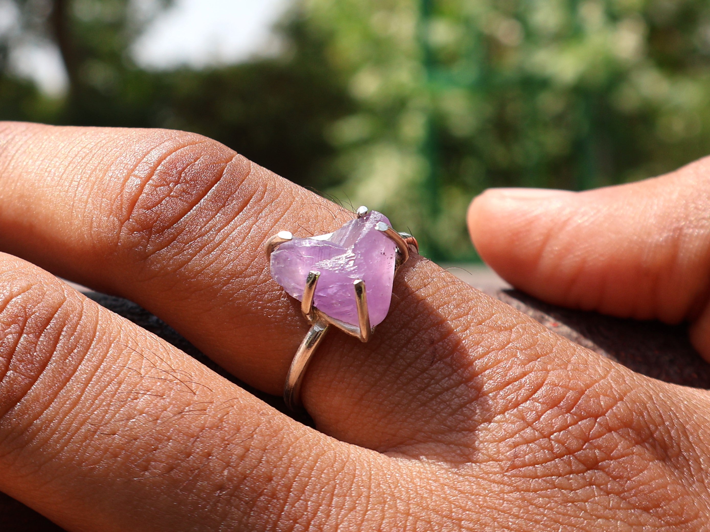 925er Sterling Silber Roh-Amethyst-Ring Februar-Monatsring Edelsteinring Designerring Geschenk für Sie Stapelring