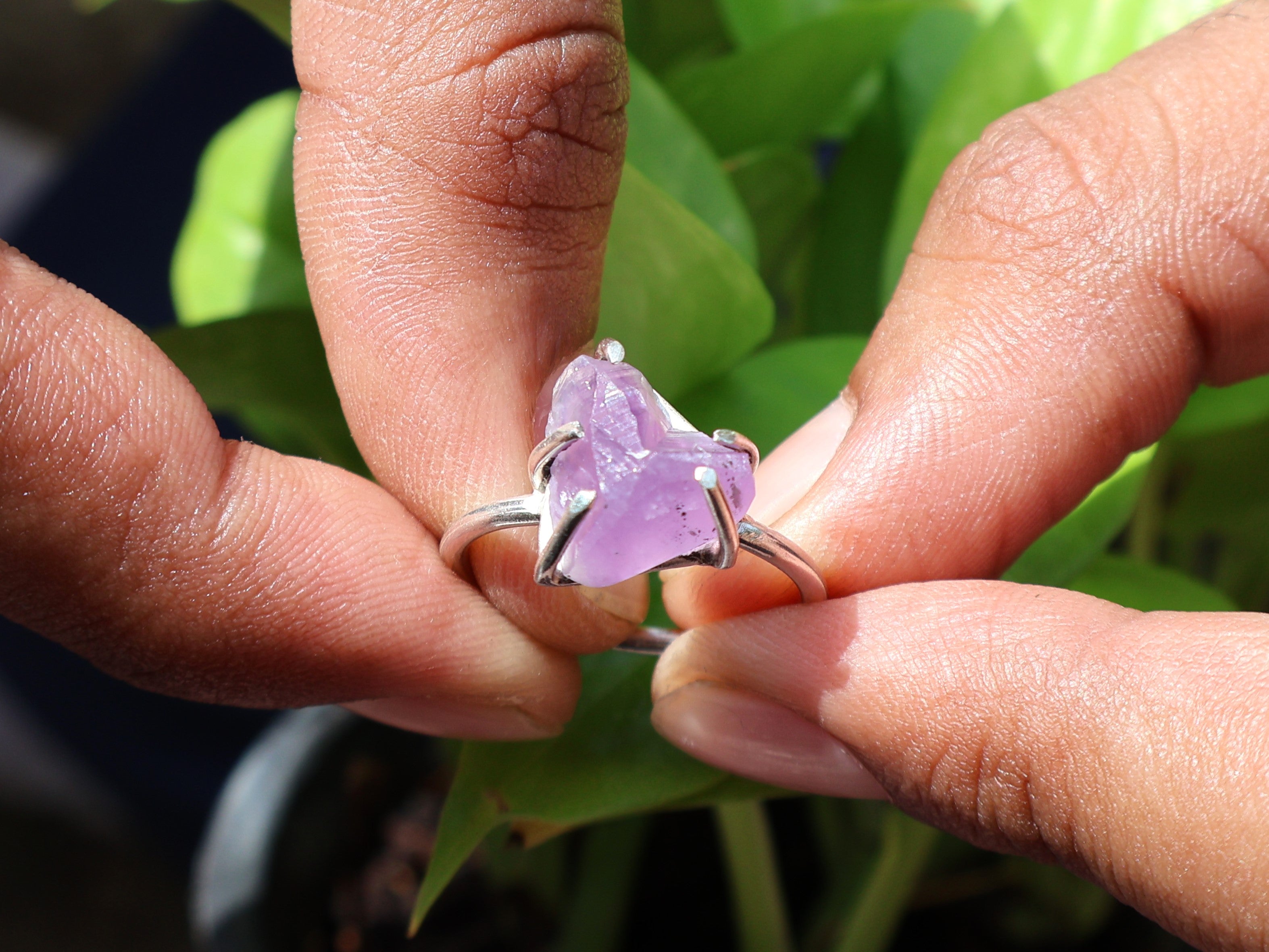 925er Sterling Silber Roh-Amethyst-Ring Februar-Monatsring Edelsteinring Designerring Geschenk für Sie Stapelring