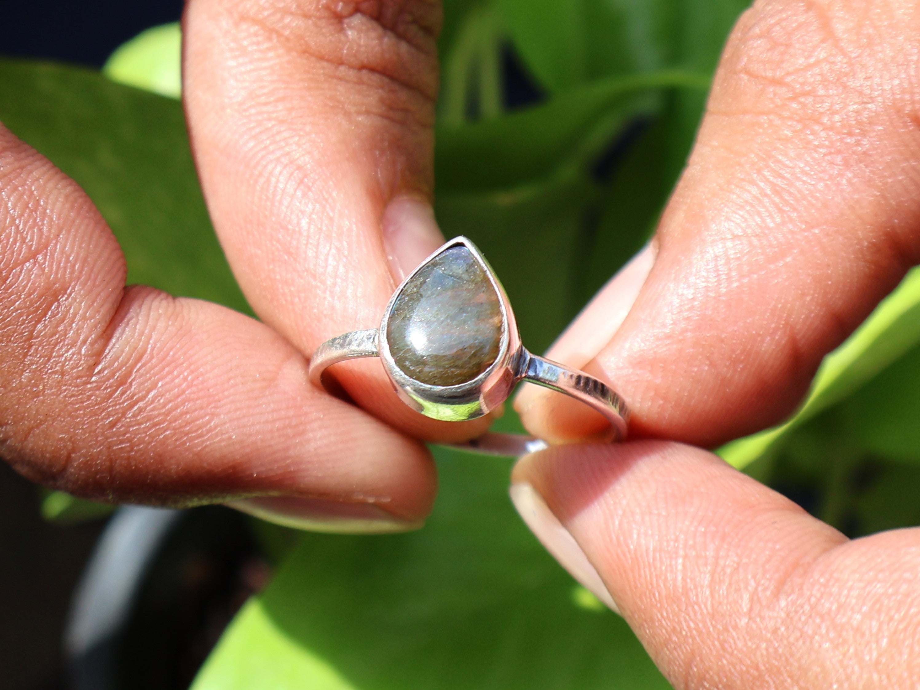 Birnenförmiger Labradoritring 925 Sterling Silber Blauer Feuersteinring Boho Zierlicher Ring Geschenk für Sie