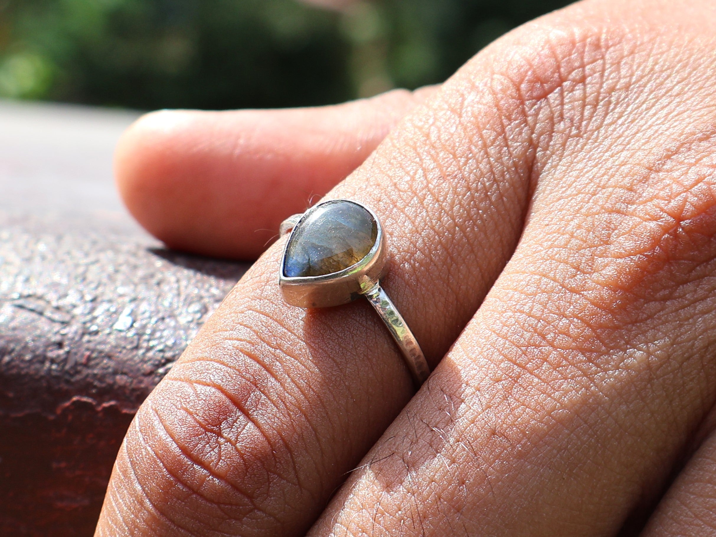 Birnenförmiger Labradoritring 925 Sterling Silber Blauer Feuersteinring Boho Zierlicher Ring Geschenk für Sie