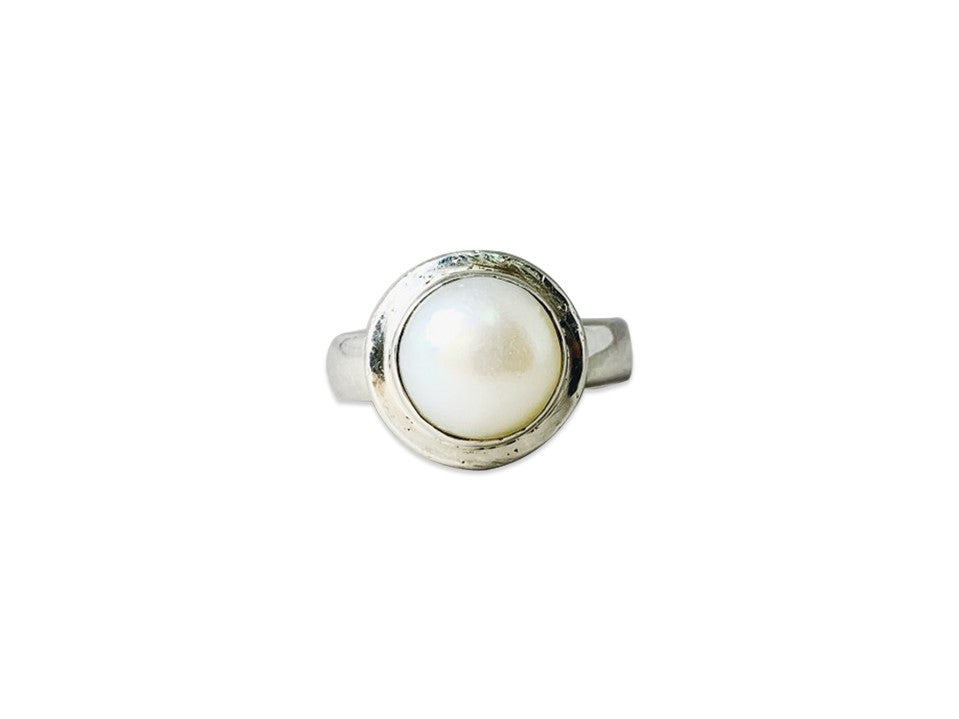 Weißer Perlenring 925 Sterling Silber Handgemachter einzigartiger Ring Minimalistischer zierlicher Ring Runde Form Edelstein